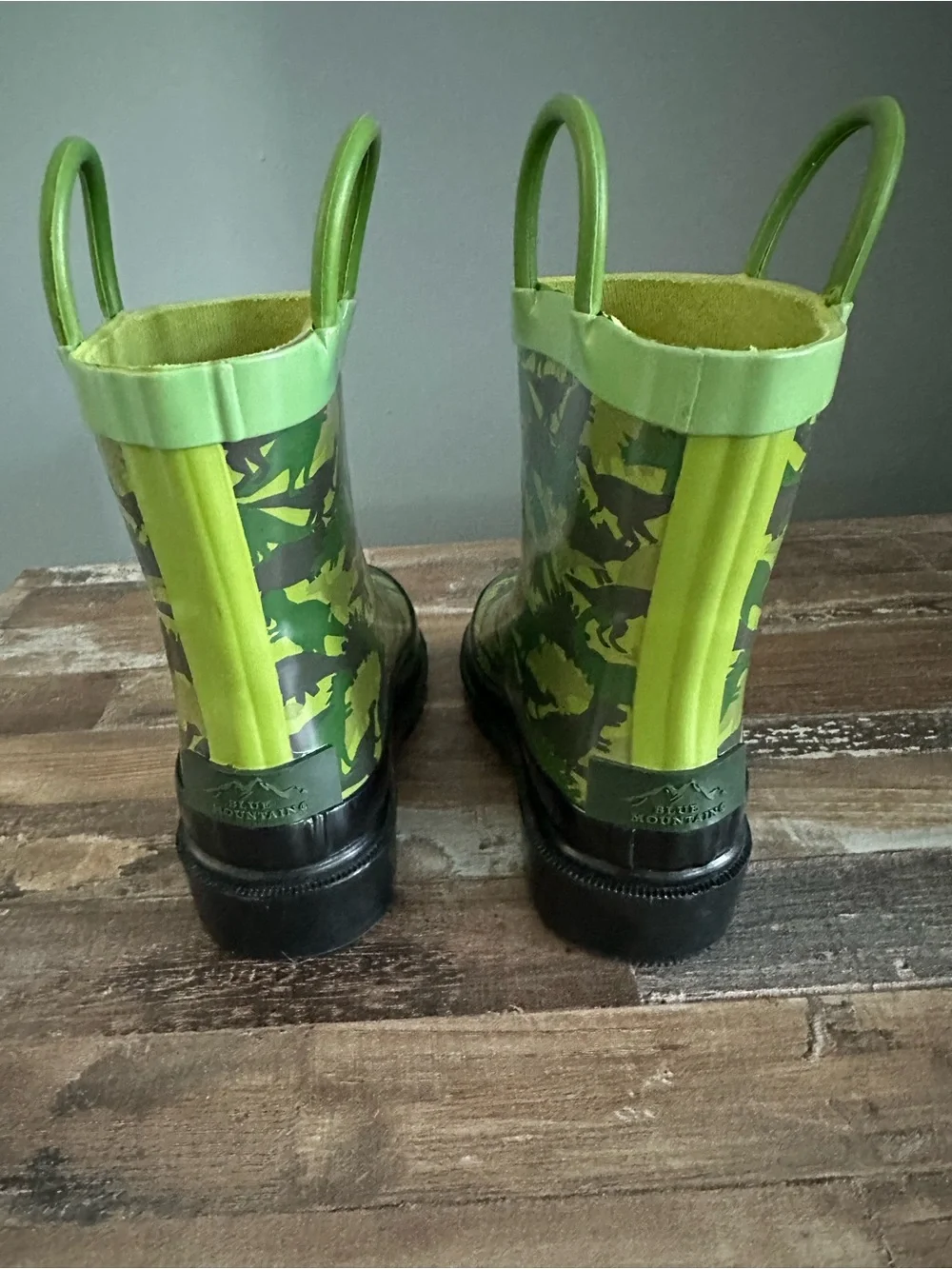 Kids Green Dino Camo Rain Boots with Easy Grab Handles